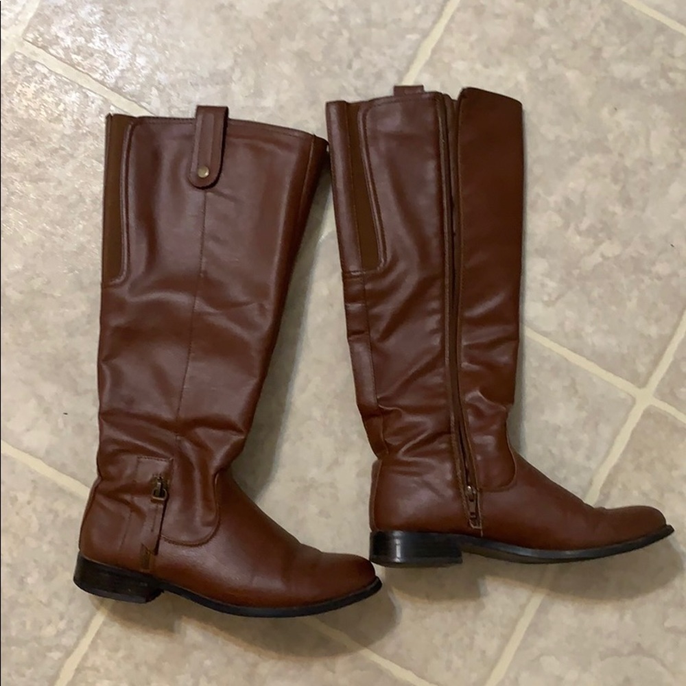 Riding boots